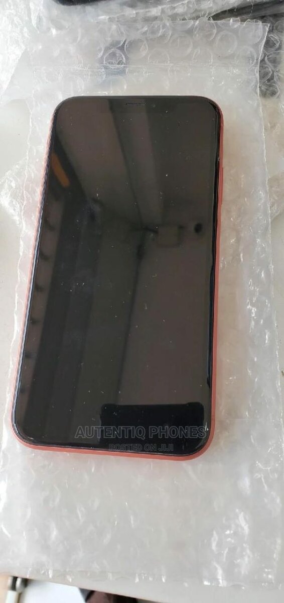 iPhone XR