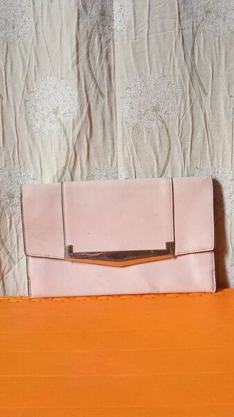 Pochette en cuir élégante