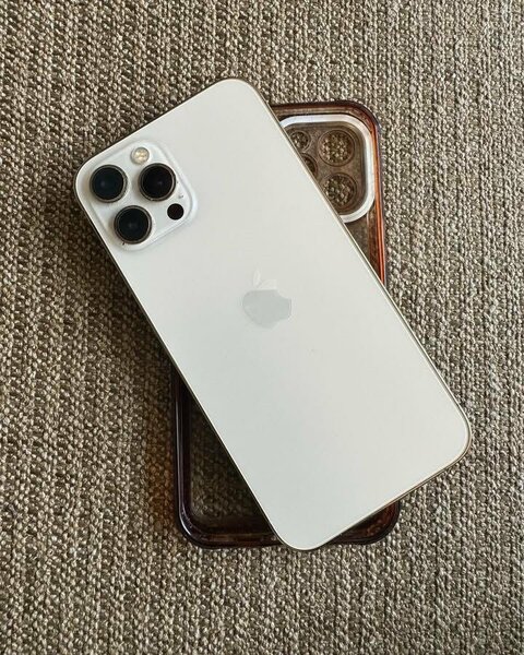 12 Pro Max 256Gb Unlocked GH¢5
