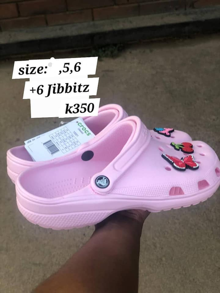 crocs
