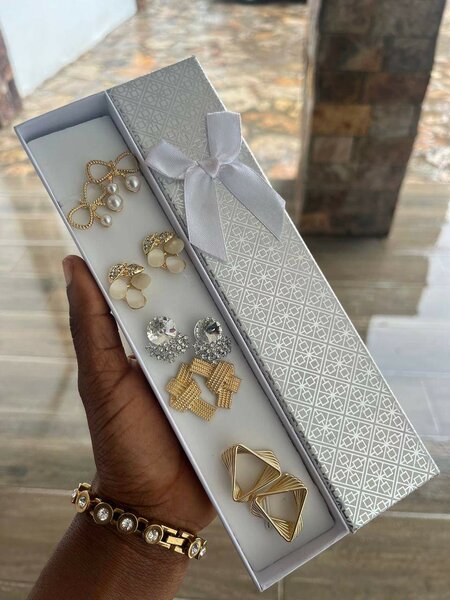EARRING SET