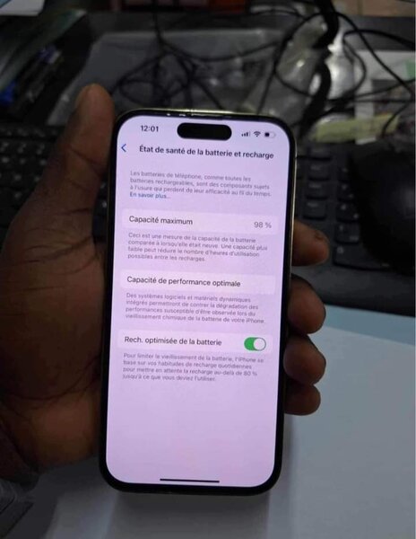 iPhone 14 Pro 256GB - Comme Neuf