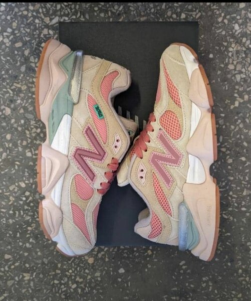 New Balance 9060