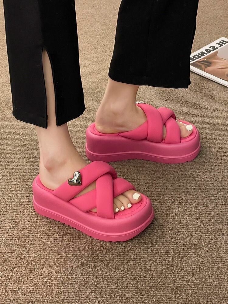 Thick slippers