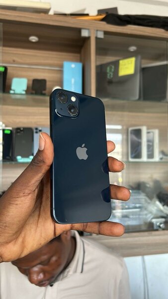 iPhone 13