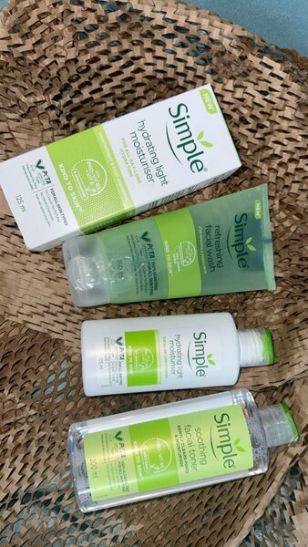 Simple Facial 3in1 Set