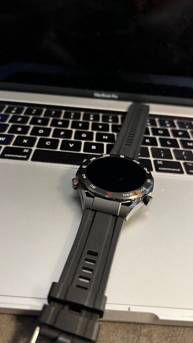 Montre connectée élégante