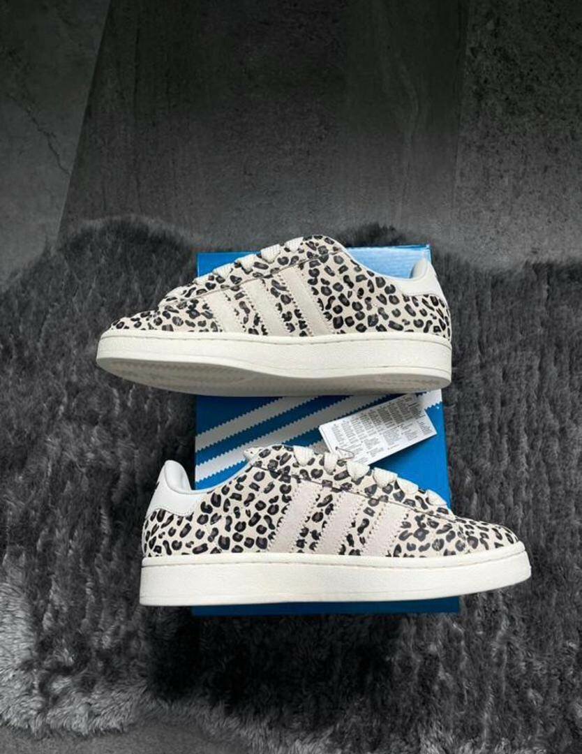 Adidas campus