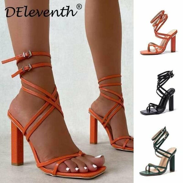 CHAUSSURES À TALON