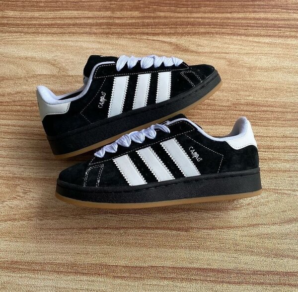 Baskets noires Adidas Campus