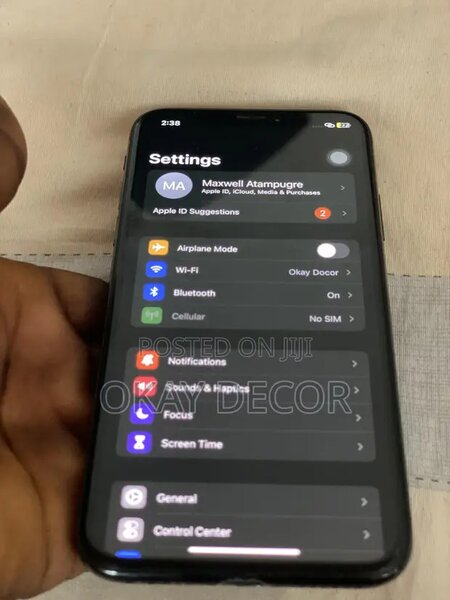 iPhone X  UK  USE