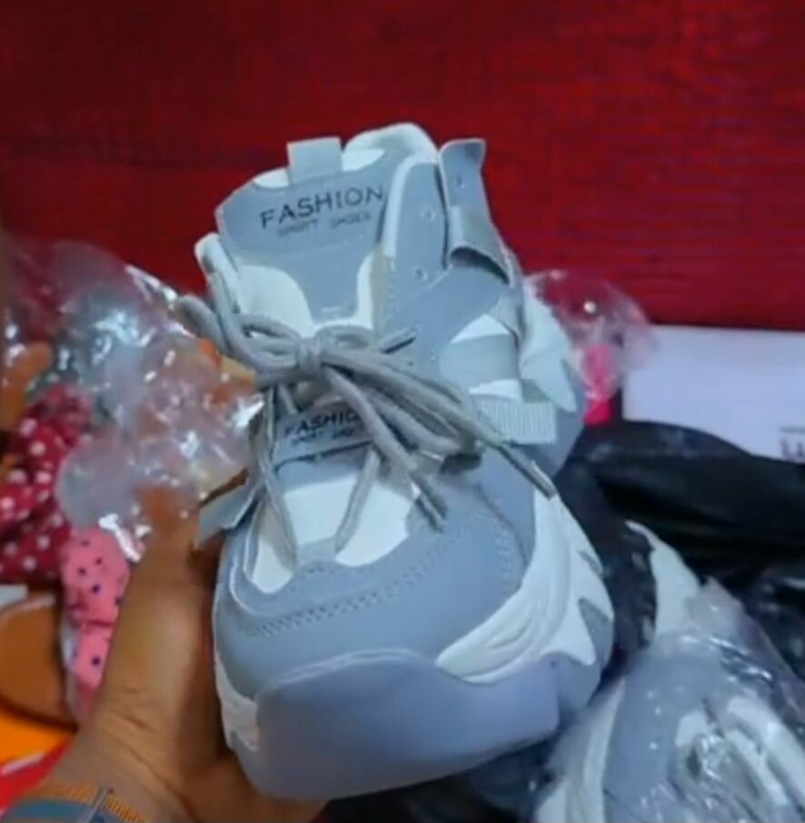 Fashion sneakers