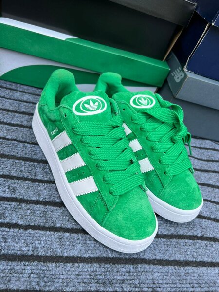 Adidas campus