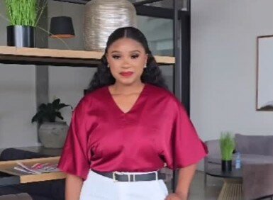 Plain pearl top