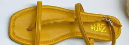 slippers 
