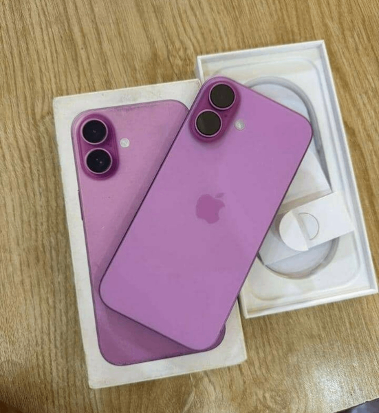 iPhone 16
