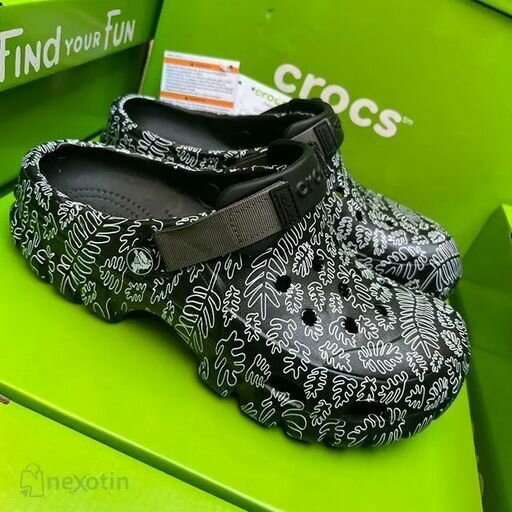 Original Crocs Available in Size 38-45
