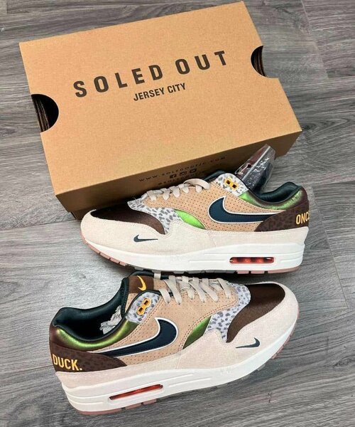 Fashion sneakers