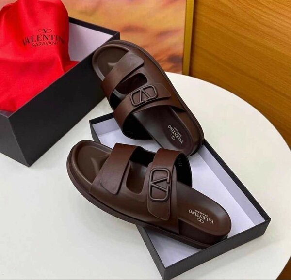 Sandals/Slippers