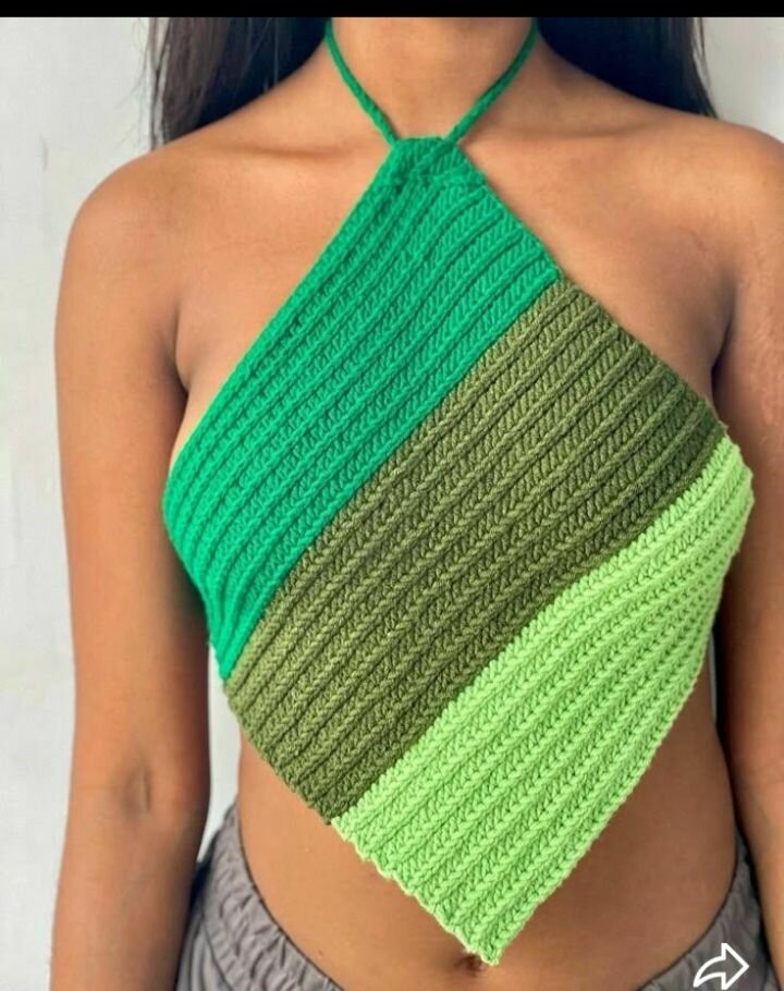 Top tricoté crochet femme