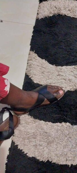 Ladies sandals