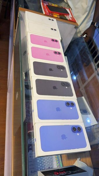 iPhone 16