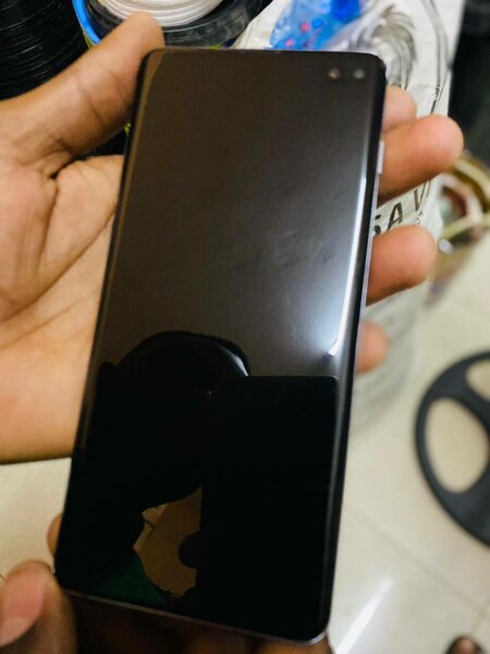 Samsung S10+