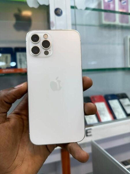 iPhone 11pro 64giga casineuf sans Face ID