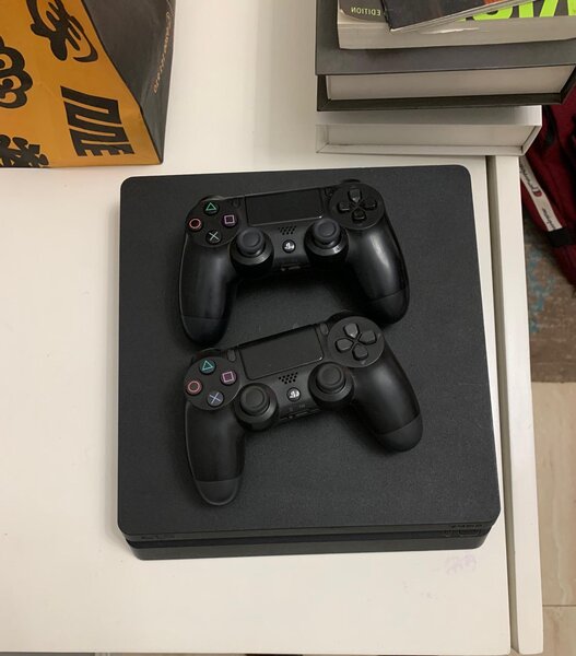 PS4