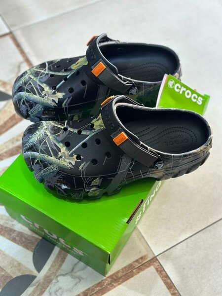 Crocs