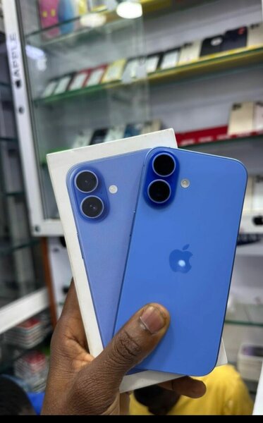 iPhone 14 Bleu - 128 Go