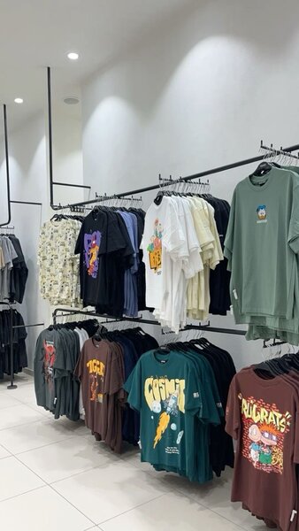 Mens top