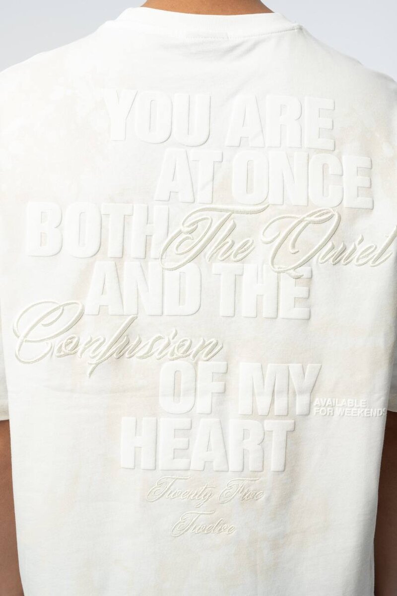 T shirt white