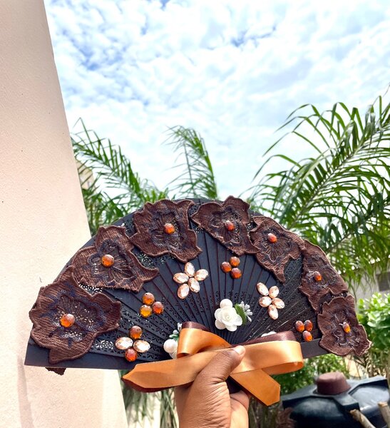 Bridal fan
