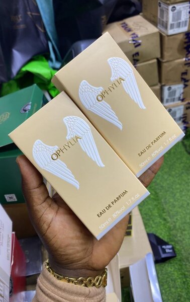 PERFUMES