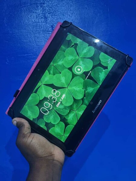 TABLETTE LENOVO