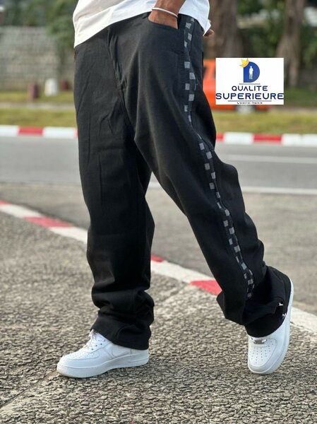 Pantalon noir style décontracté