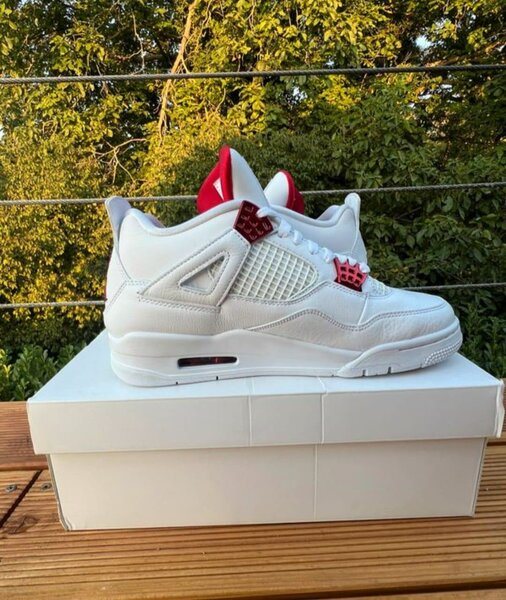 CHESSURE JORDAN