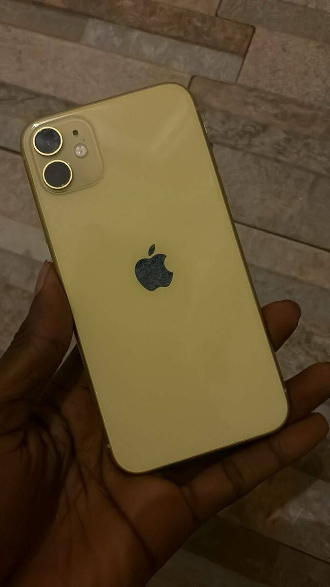 iPhone 11