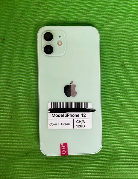 iPhone 12 simple