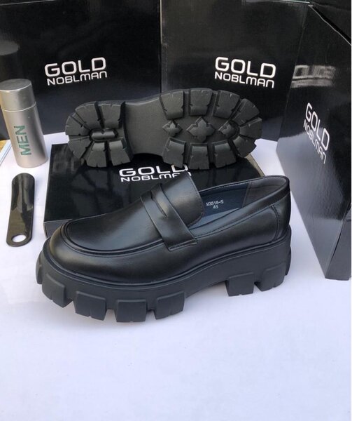 Men shoe