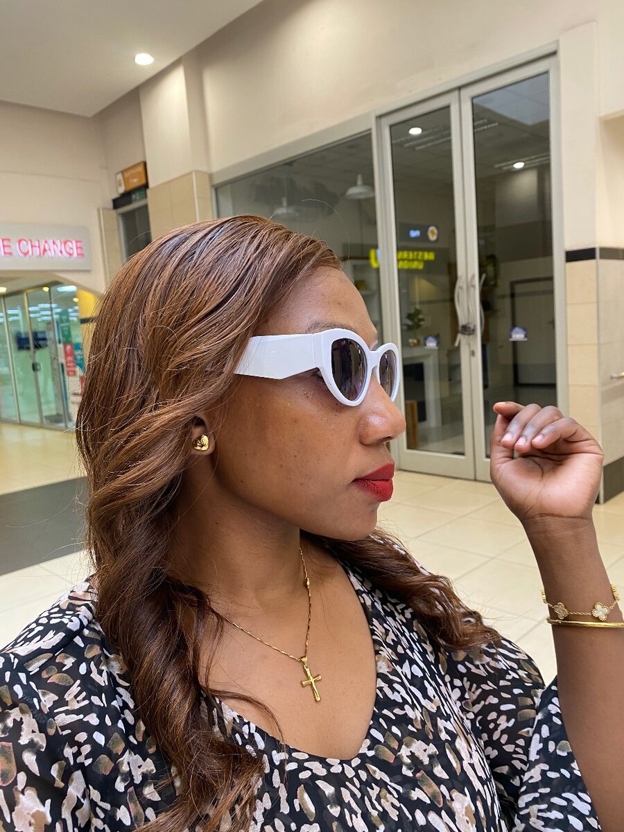 Ladies sunglasses