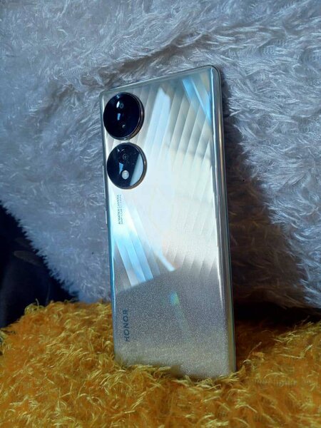 HUAWEI HONOR 70 5G