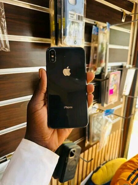 iPhone X 64GB Smartphone