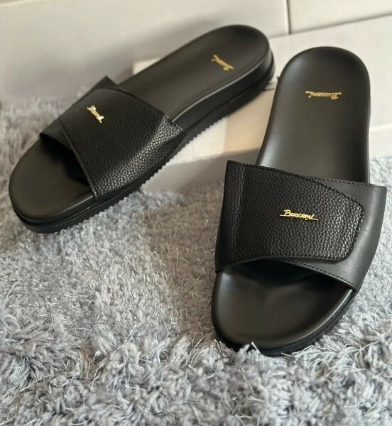 CLASSIC SLIPPER