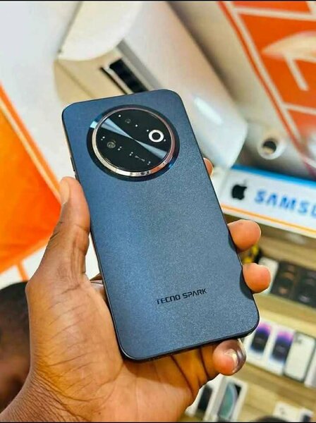 Tecno spark 30c