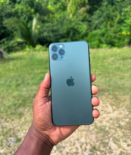 iPhone 11 Pro Max 256GB fully functional