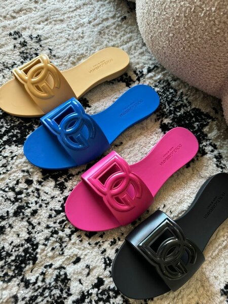 SLIPPERS