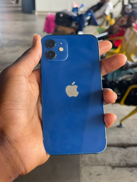iPhone 12