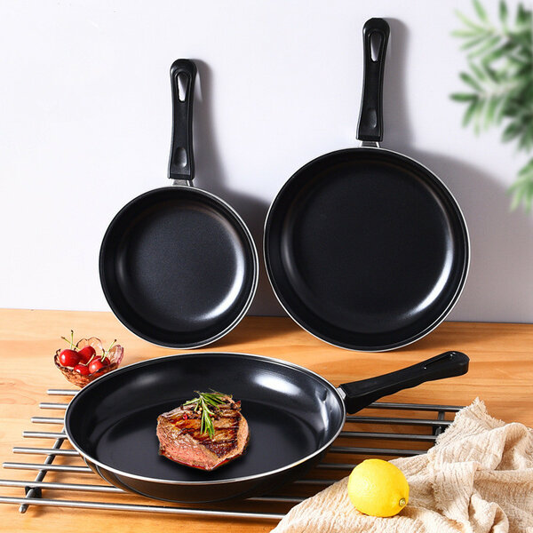 LOT DE 3 POÊLES